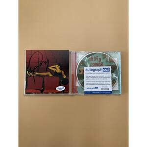 Taylor Swift Life Of A Showgirl SIGNED CD ACOA Photo 4 SP28952